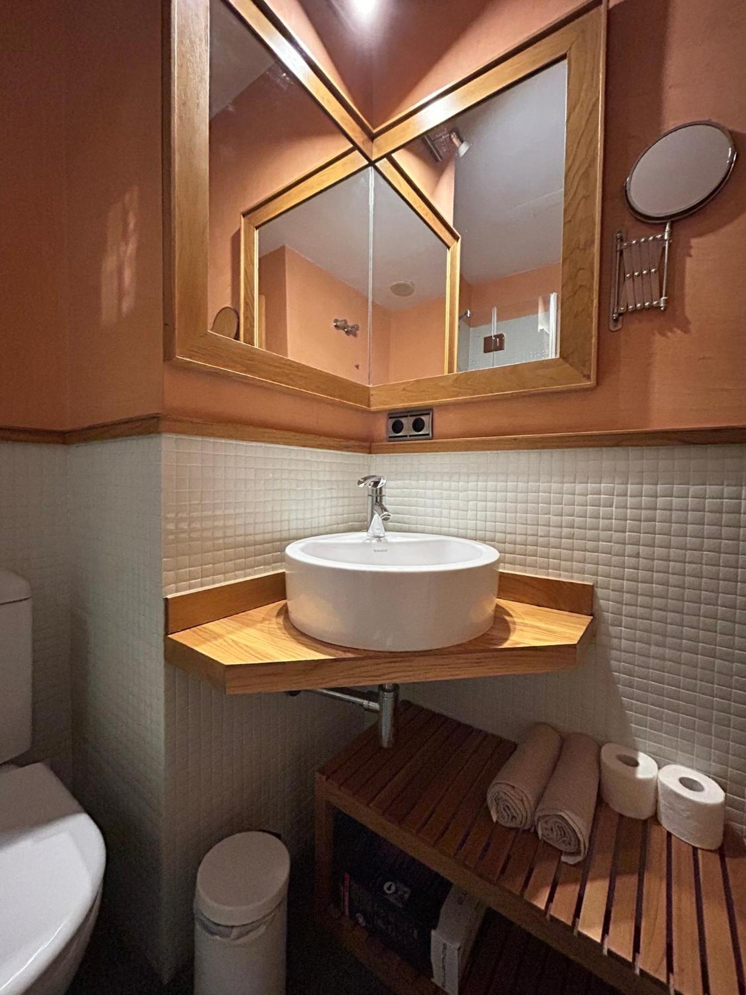 La Maestranza Charming One Or Two Bedrooms Apartments By Ocityzen Sevilla Exteriör bild